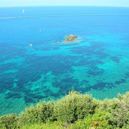 Appartamento Il Girasole Pomonte Bagian luar foto